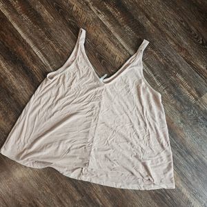 Large tank top with flowing hem
